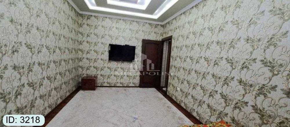 sharq 1 nurafshon tarafda 2 xona tayyor kvartira sotiladi №3218