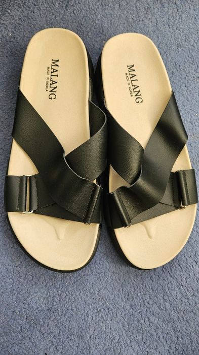 Продам фирменные шлепанцы-сланцы