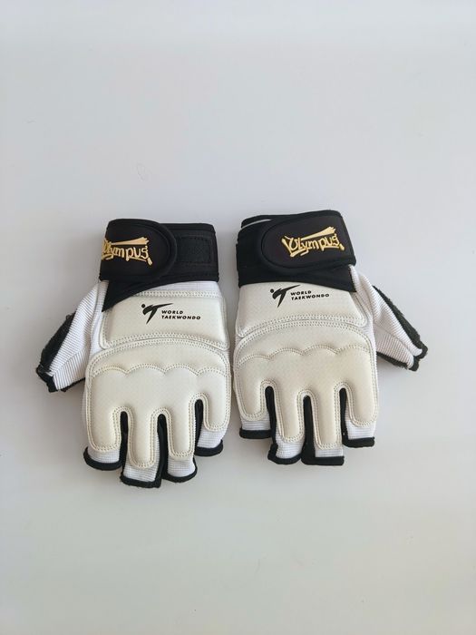 Vand Casca, Tibiere si Manusi Karate