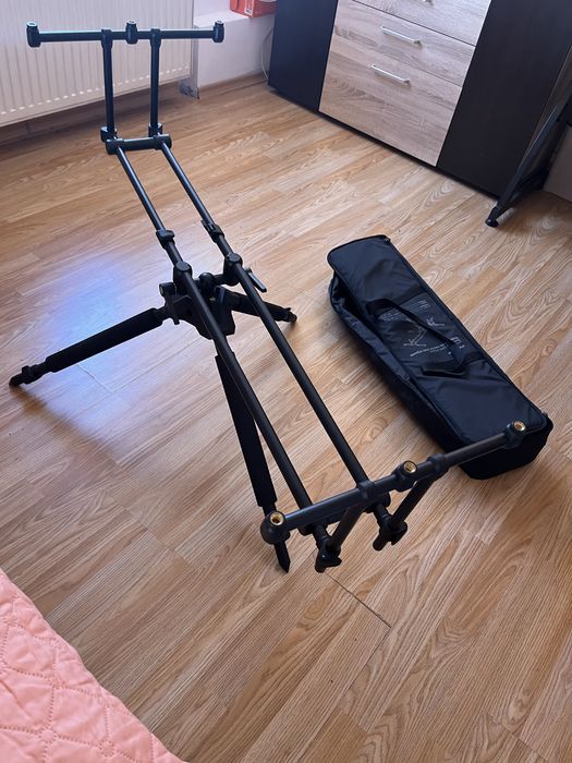 Стойка: трипод за риболов