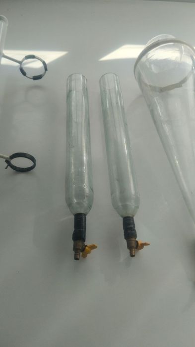 Стеклоли колбалар сироплар учун газли  сувларга