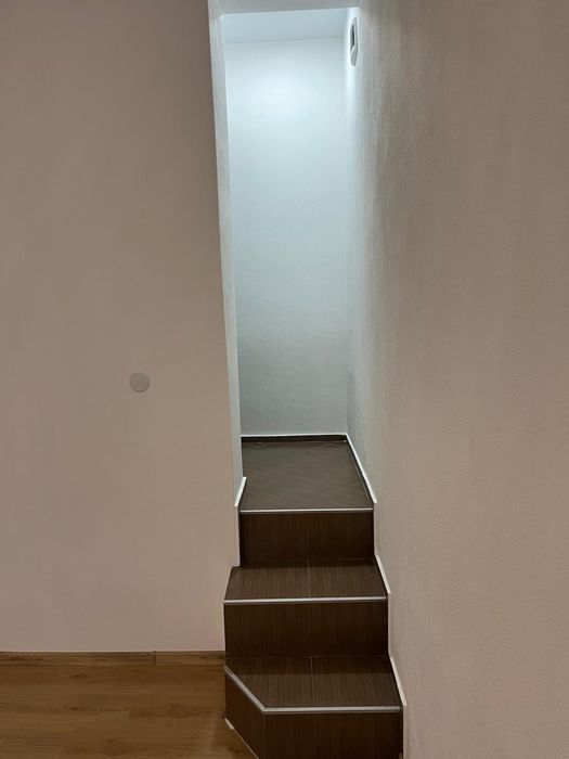 Гараж подходящ за живеене или бизнес