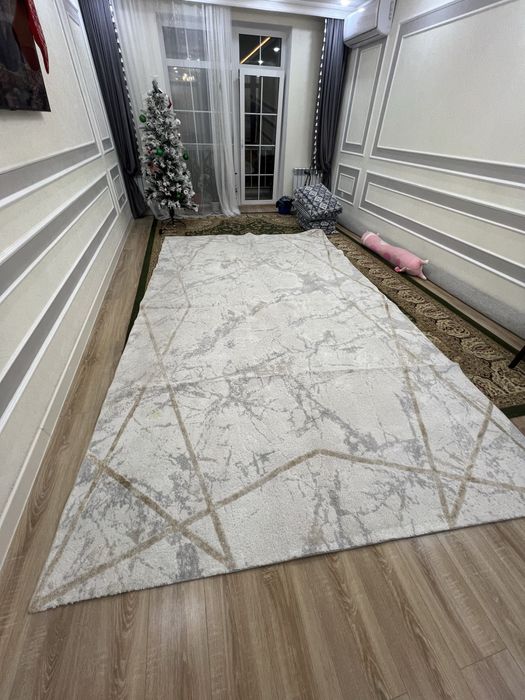 Продам ковры 2,5х2,5 ; 2,5х4 ;