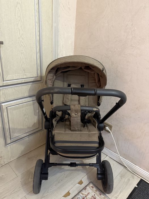 Срочно продам коляску