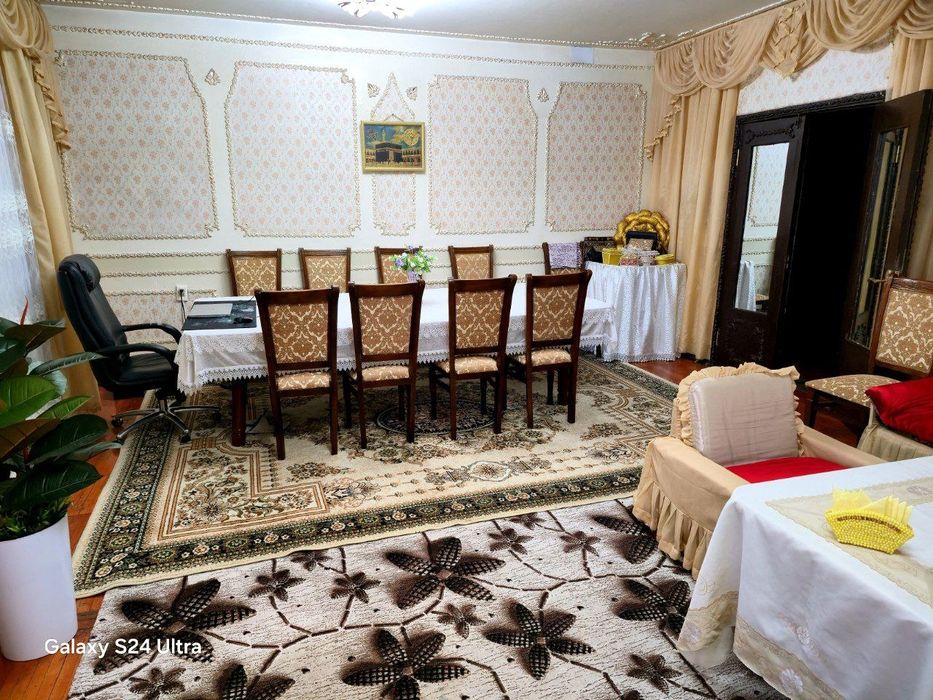 Продается квартира. Своя, без маклера.