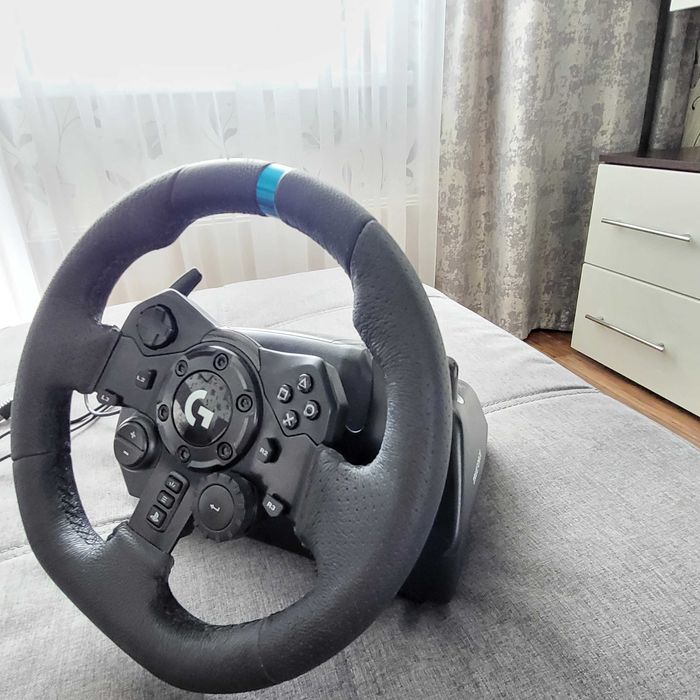 Игровой руль Logitech True Force G923