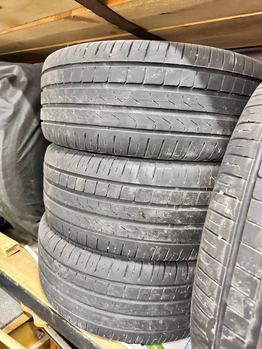 Продам резину  с дисками 17 радиус 102х5
