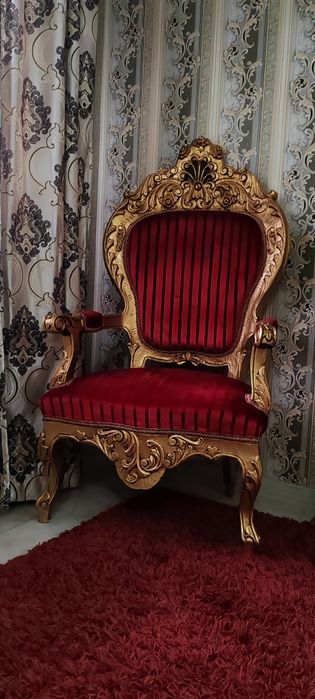 Set baroc din lemn masiv,sculptat manual