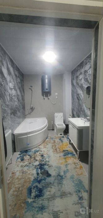 3 xonali jekpot kvartira Rusalkadan sotiladi