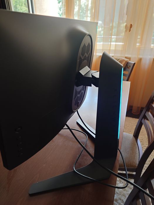 Alienware AW2521HFA