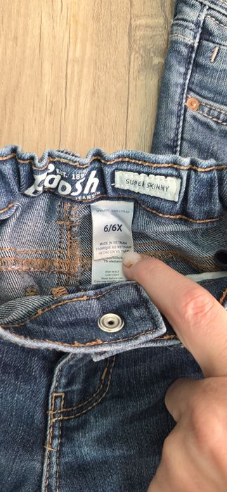 Джинсы и юбка H&M и Oshkosh на девочку 5-7 лет