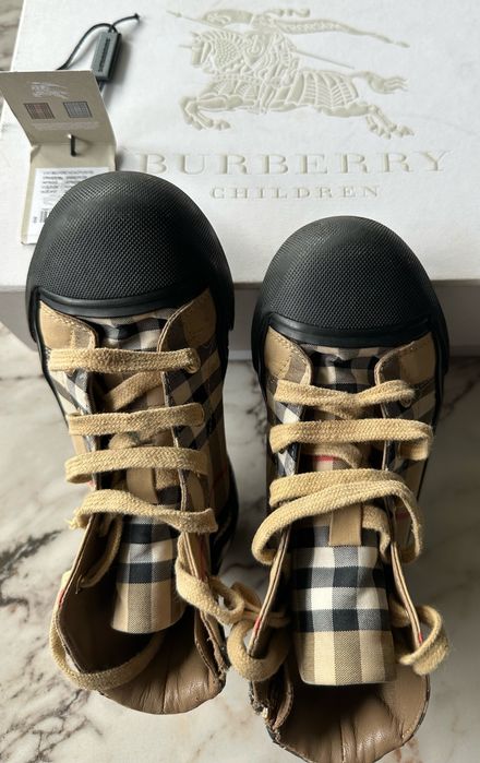 Детски обувки Burberry