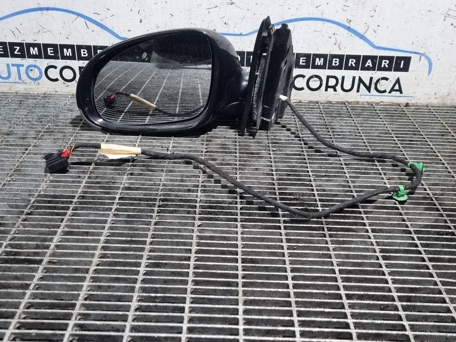 Oglinda stanga Volkswagen Golf V Variant 2007 - 2009 4 Usi NEGRU (1346) Fara rabatare