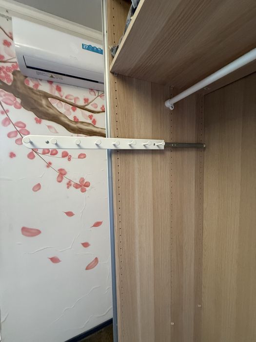Срочно продам шкаф