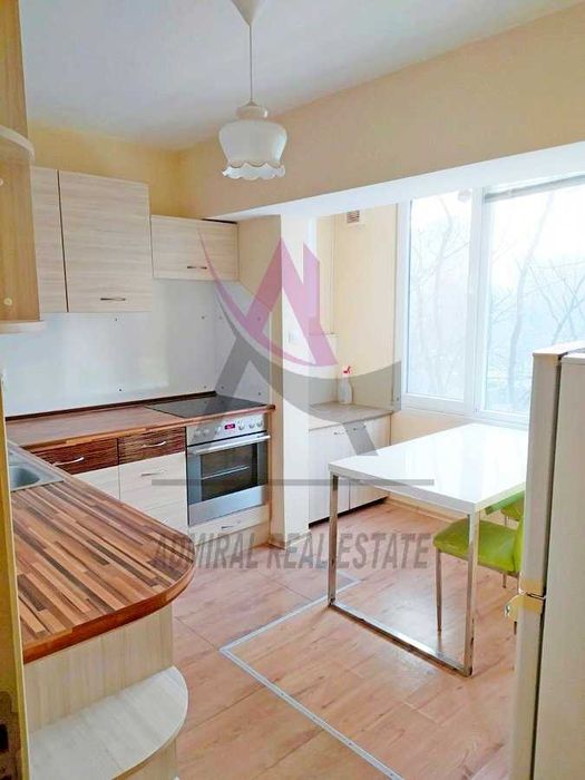 Дава се под наем Тристаен апартамент в Варна, Левски - 70 кв.м за 350 € - Снимка #1