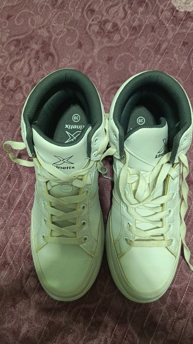 Кроссовки kinetix