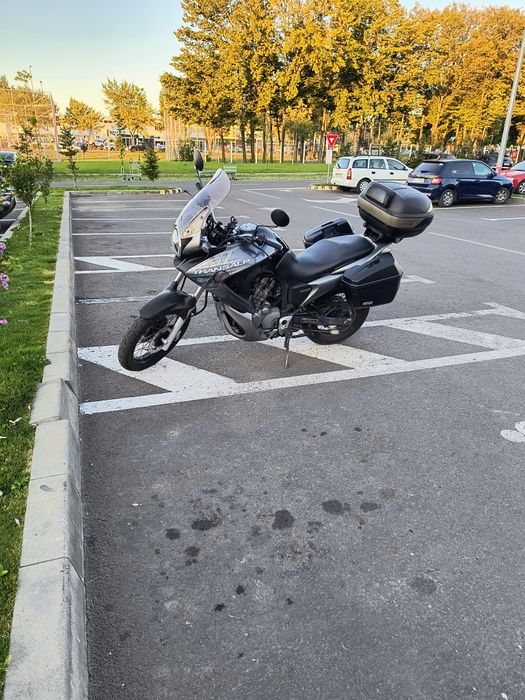 Vând Honda Transalp XL 700V injectie