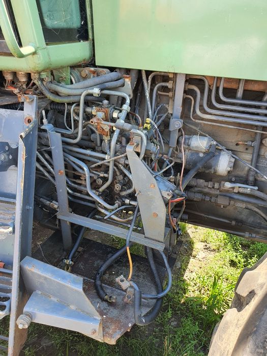 Dezmembrez tractor Fendt 816/822/824