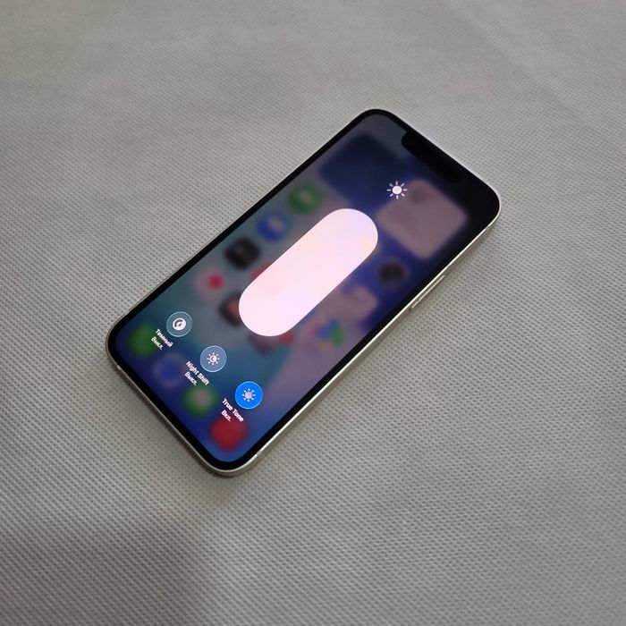 Iphone 13 mini dastavka bor