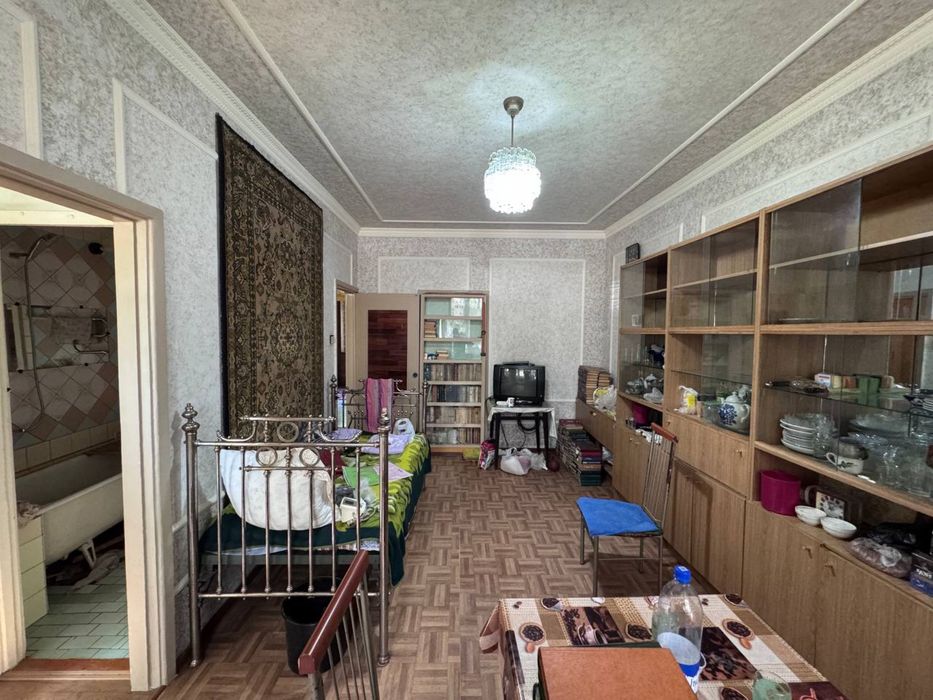 Учтепа 12 квартал первая линия у дороги 4/1/4 76.11 кв.м. Ипотека=