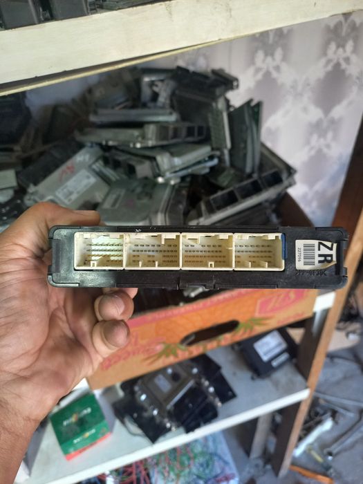Продам эбу мозг компьютер тойота