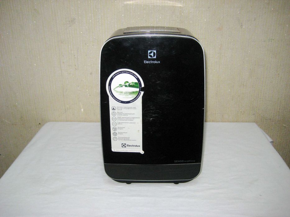 Havo tozalagich namlagich apparati Electrolux5lt yahshi ishlidigan hol