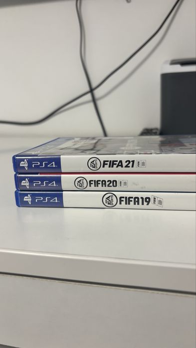 FIFA 19, FIFA 20 și FIFA 21 PS4