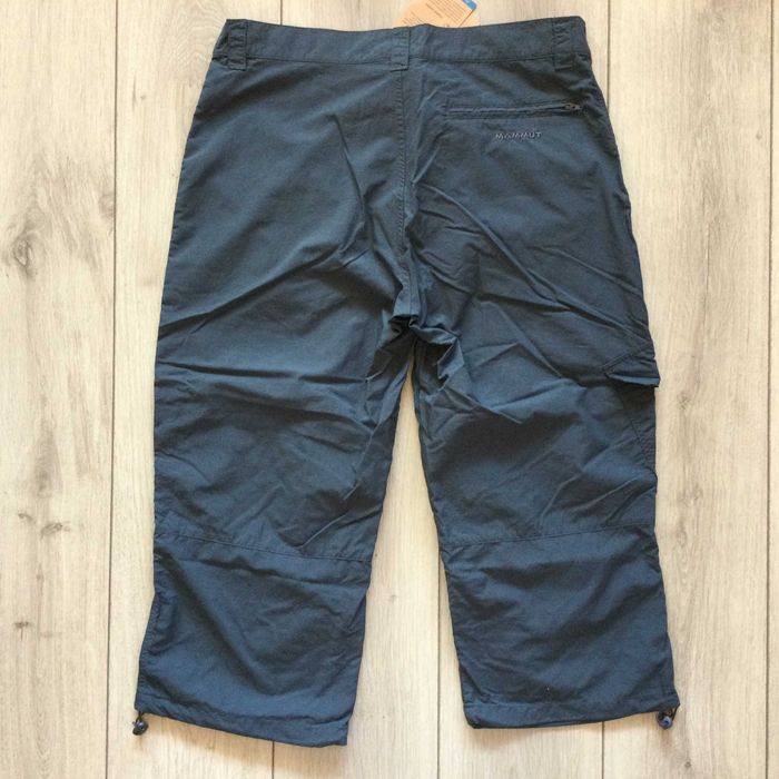 НОВИ сиви 3/4 къси панталони / бермуди MAMMUT размер 52 / L от Германия
