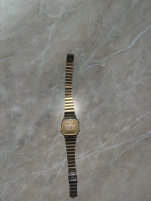 Часы Casio LA670W