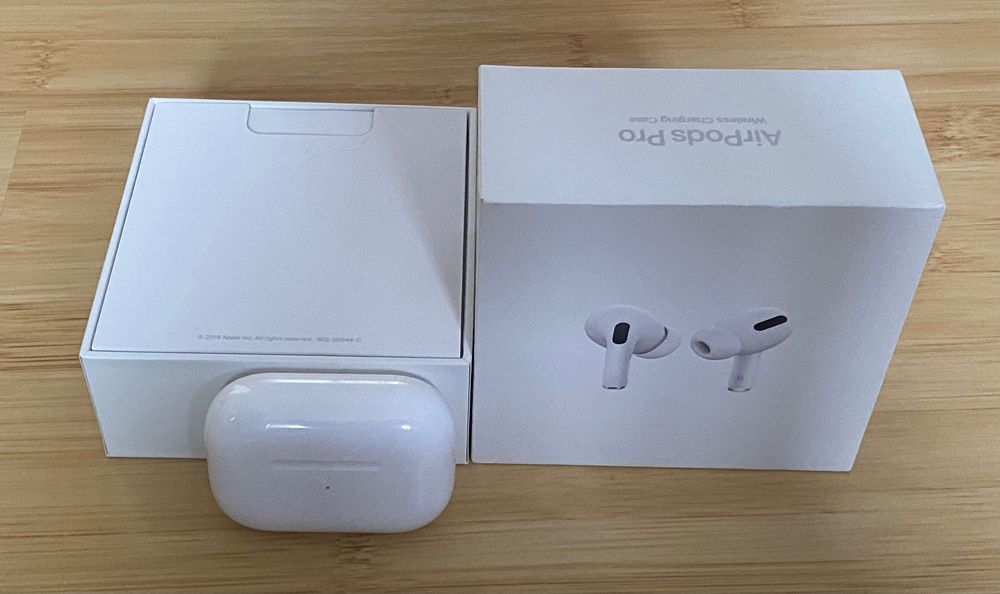Casti Airpods Pro generatia 1