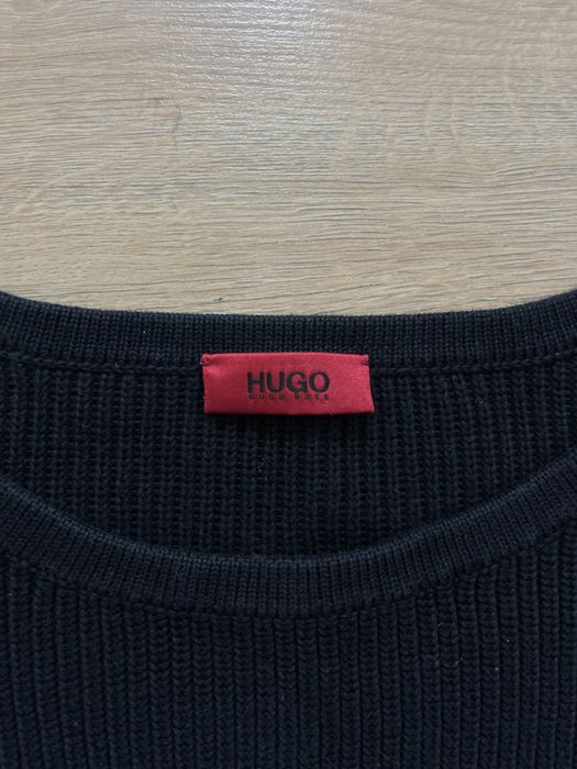 Hugo Boss,Tommy Hilfiger,Acne Studios дамски пуловери размер М