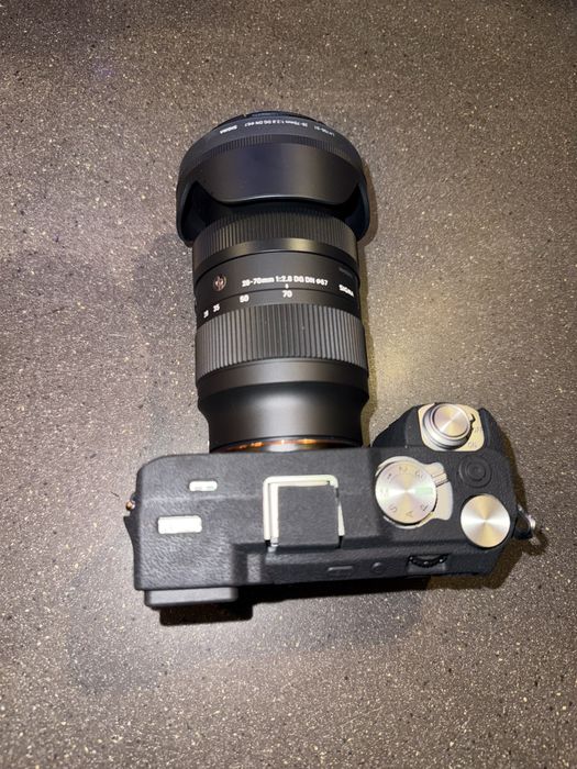 Продам камеру Sony a7c2