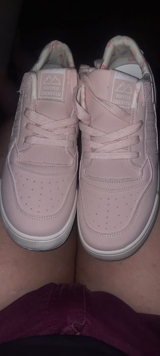 Кроссовки новые из Temu