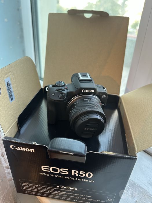 Фотоаппарат canon EOS R50