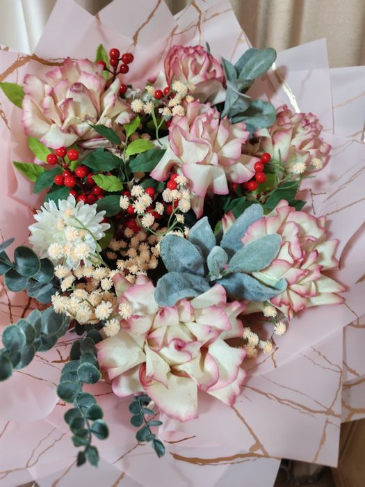 Большой букет красивый