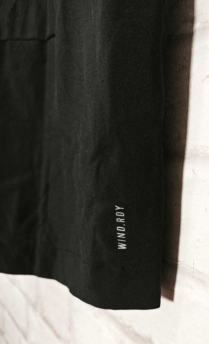Adidas Slim fit Windbraker Оригинална мъжка грейка размер L