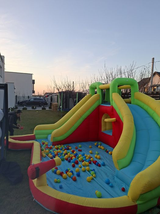 Topogan gonflabil de inchiriat