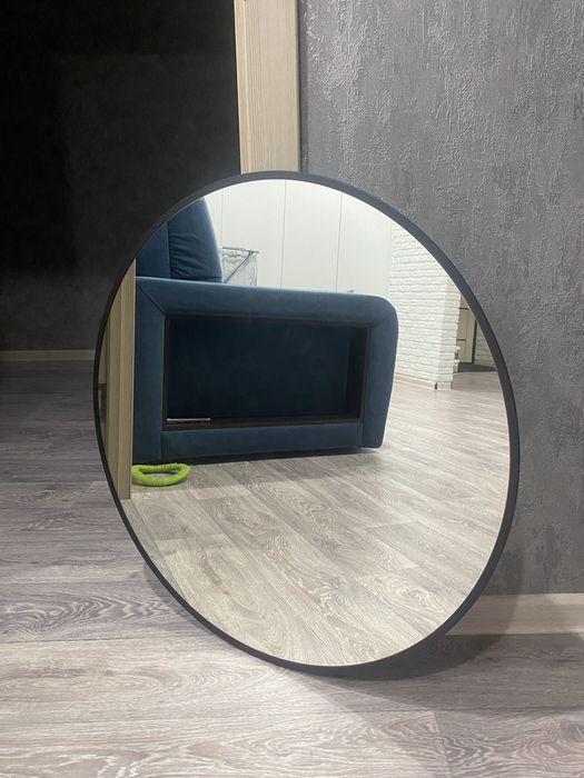 Продам зеркало 70см