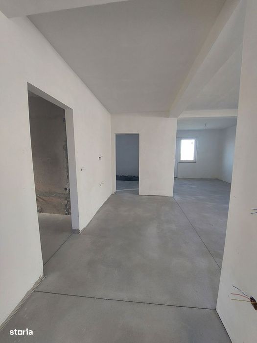 Sântandrei - casă împrejmuită, semifinisat avansat