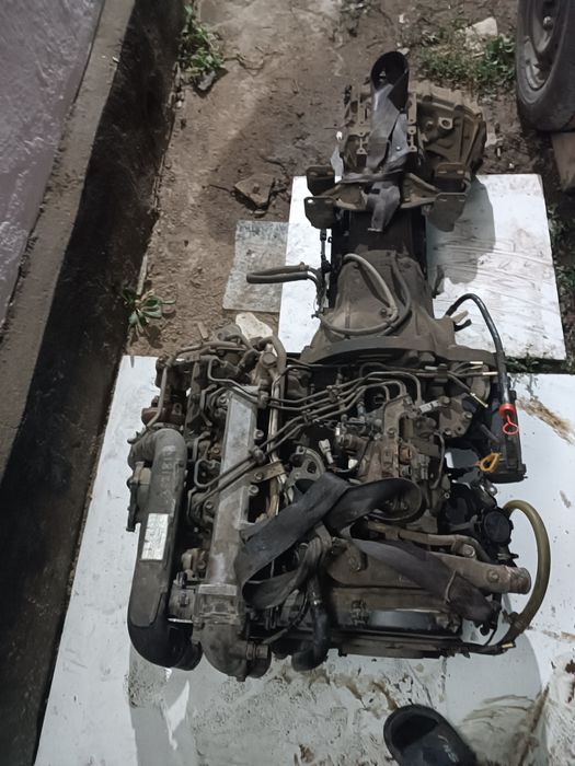 Запчасти Тойота Люсида Эстима