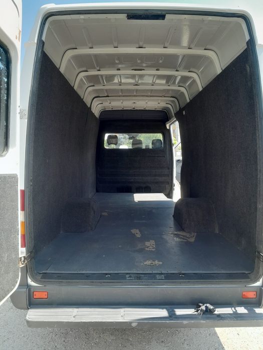 Transport marfa,debarasari bunuri ,mobila mat cont etc