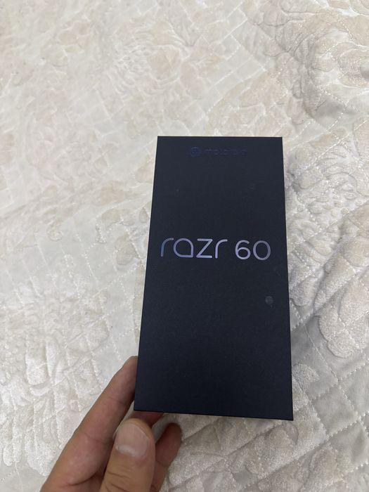 Продам Моторола Razr 60 (раскладушка)