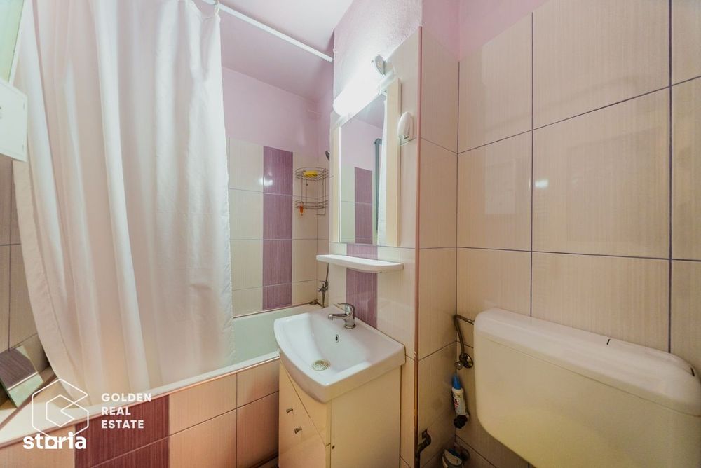 Apartament spatios cu 3 camere, Vlaicu Lebada, centrala proprie