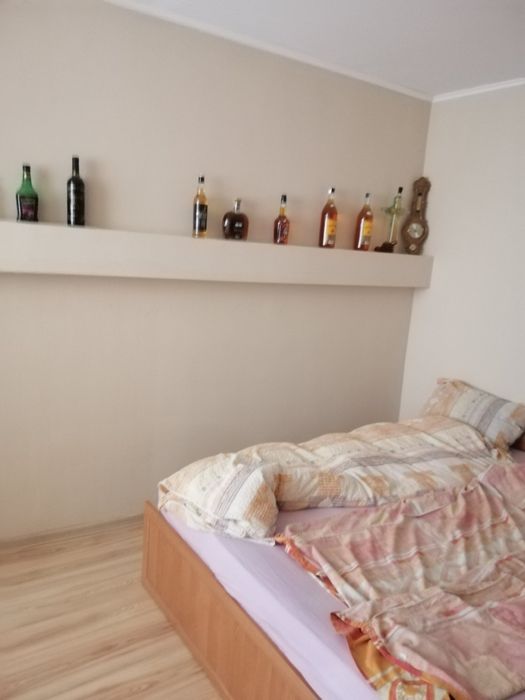 Продава се Къща в Казанлък - 450 кв.м за 624 €/кв.м - Снимка #2