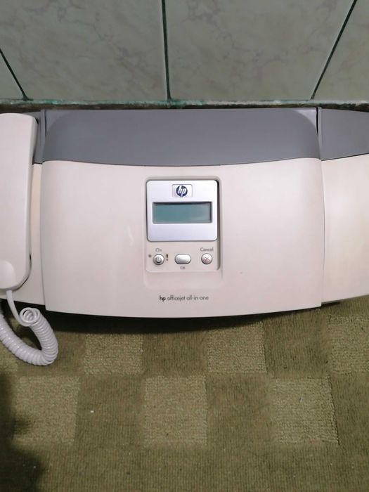 Imprimanta HP jet color 4255, multifuncțională