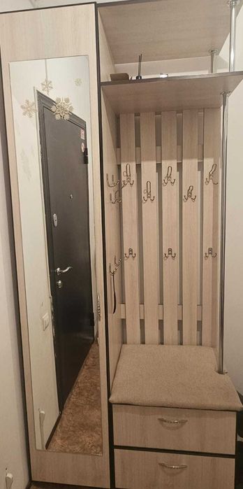 Шкаф для прихожей