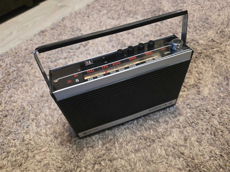 Radio vechi Unitra Dorota IC 1975