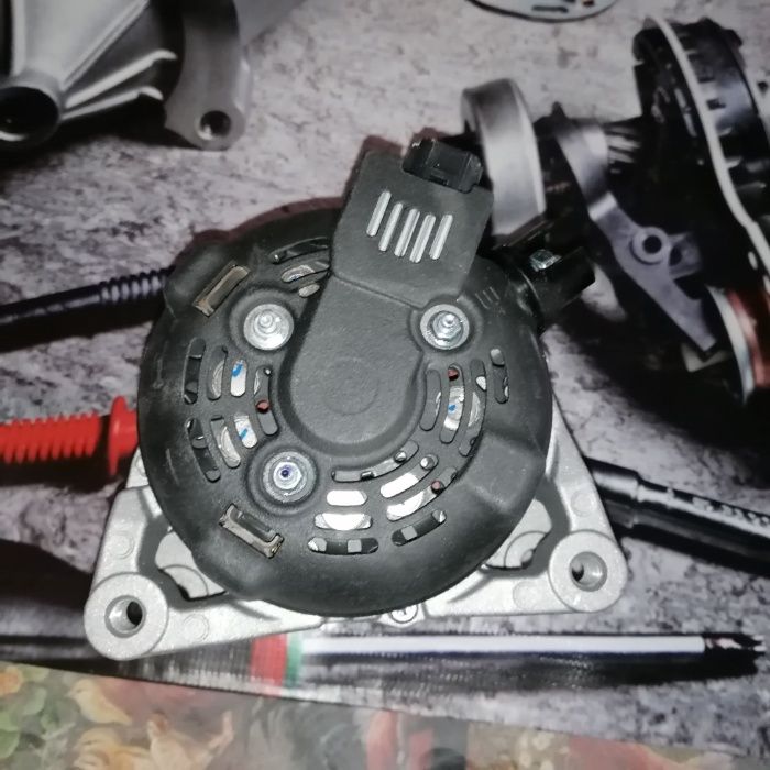 Alternator Ford Focus 1.6TDI, KUGA 2.0TDCI,C-max mufa 3 pini