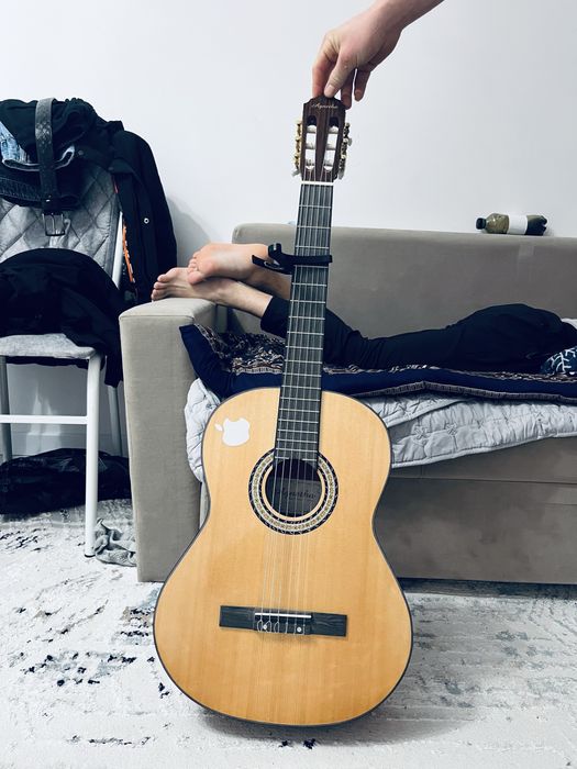 Гитара с гарантиям