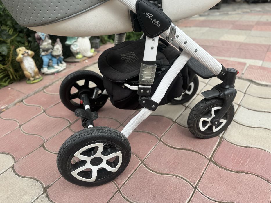 Продам коляску Adamex